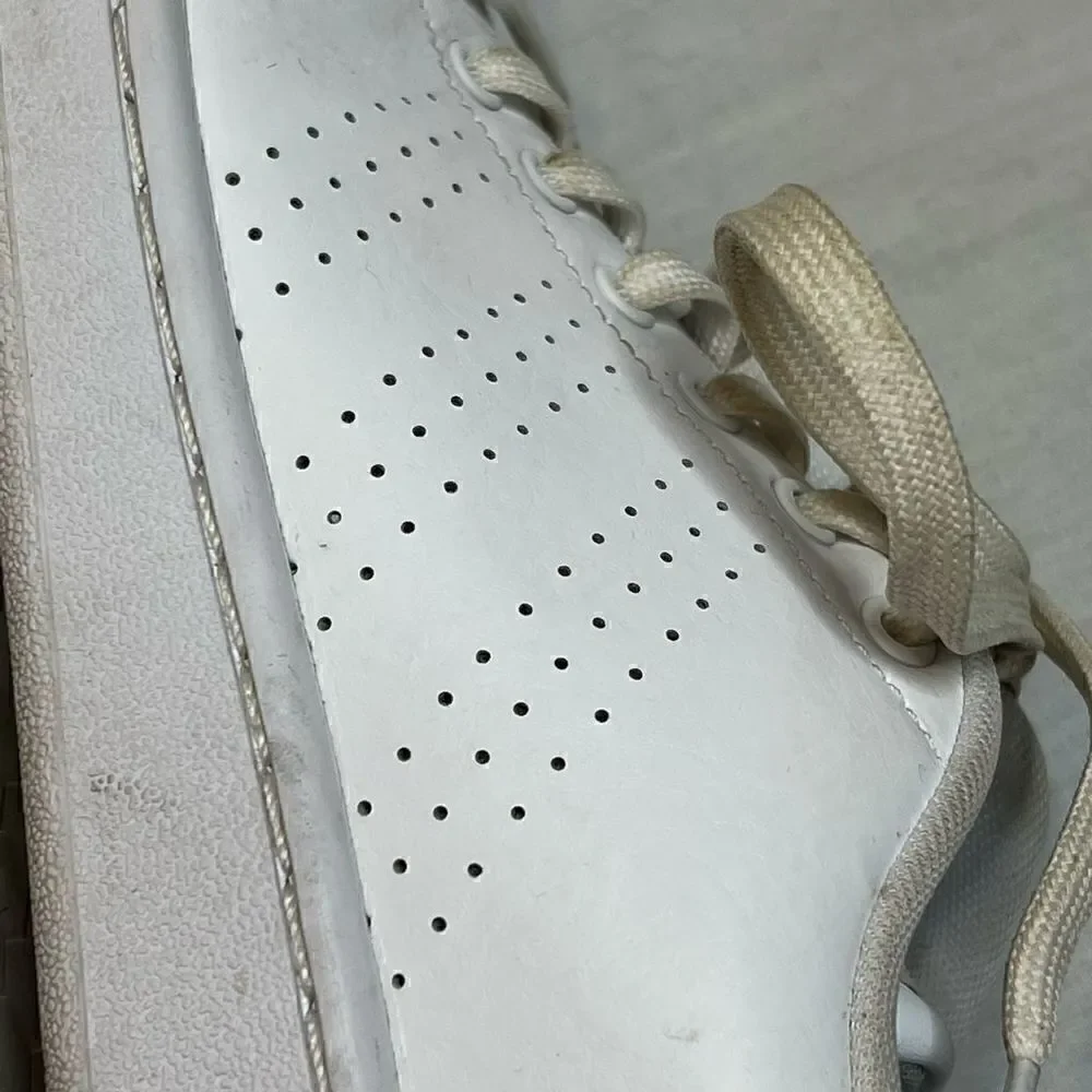 Adidas white perforated cloud foam advantage sneakers size 9.5